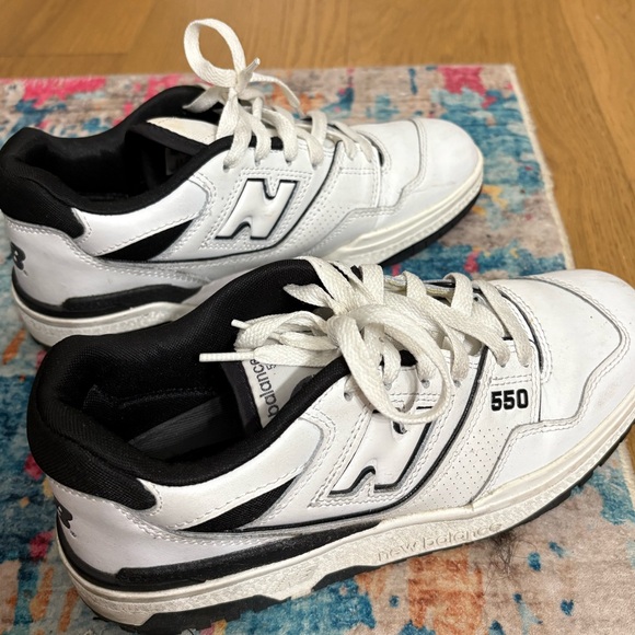 Unisex Black and White 550 New Balance Sneakers - Picture 2 of 7